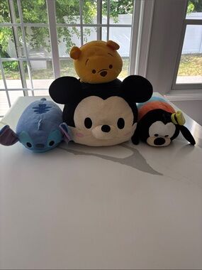 Disney Tsum Tsum Plush 4 Piece Set - Mickey, Pluto, Winnie the Poo & Stitch…
